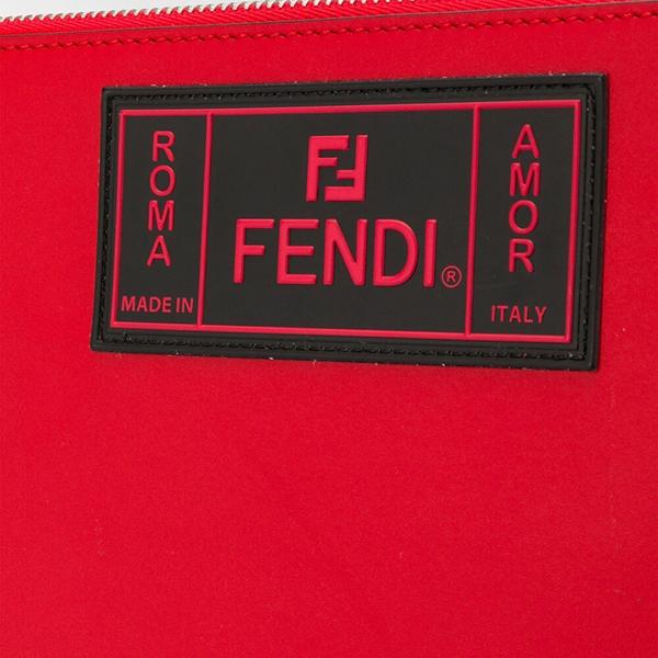 関税送料込国内発送★FENDI クラッチバッグ最新作100920